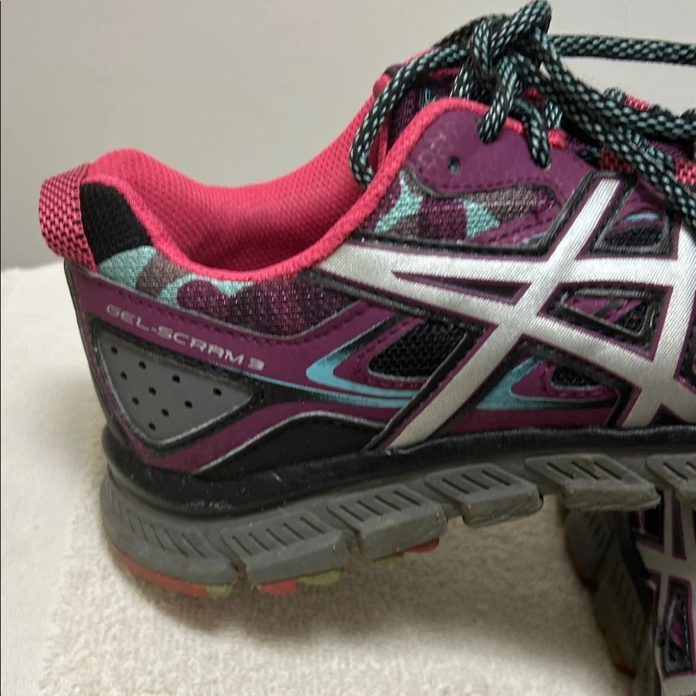 ASICS Gel Scram 3 Women's Multicolor Running Trail Hiking sneakers Shoes size 7
